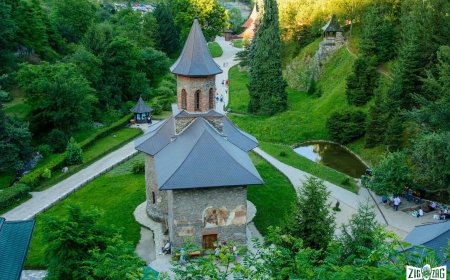 Pelerinaj la Densuș și Mănăstirea Prislop organizat pentru locuitorii din Remetea Mare și Ianova