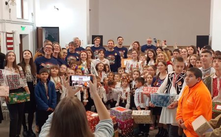 Ziua Națională, sărbătorită cu emoție la Școala Dalboșeț