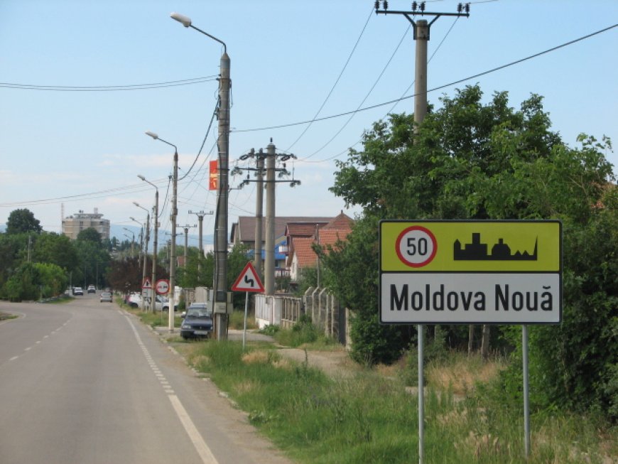 FEMEIE BĂTUTĂ ȘI LĂSATĂ SĂ ZACĂ ÎN GRĂDINĂ