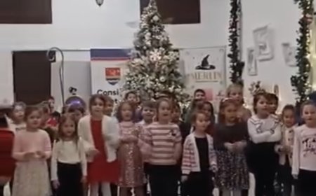 VIDEO | Colinde la Teatrul Merlin
