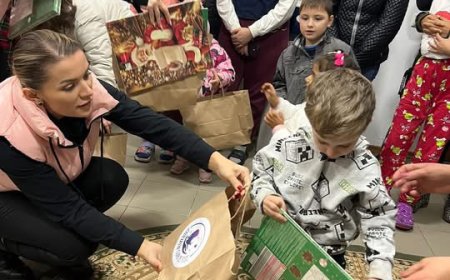 Anul acesta, Moș Crăciun chiar a existat, grație Asociației Cuib de Vise