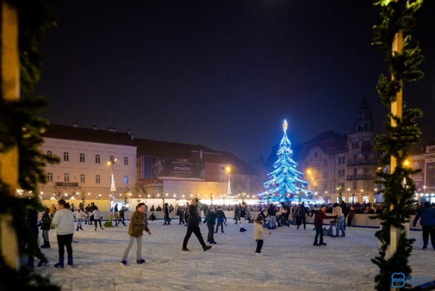 MAGIA CRĂCIUNULUI IA STARTUL PE GHEAȚĂ LA TIMIȘOARA