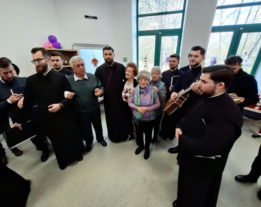 SĂRBĂTORI CU SUFLET LA CENTRUL DE ZI PENTRU PERSOANE VÂRSTNICE CARANSEBEȘ