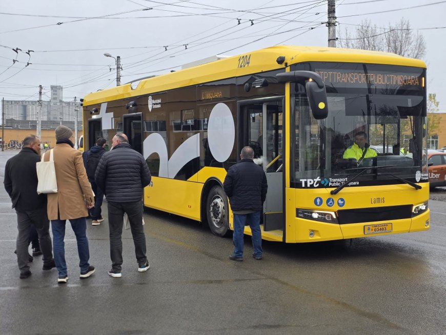 Consilierii au testat Tramvaiul Turistic și planurile STPT