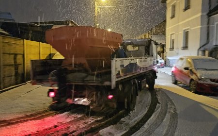 Deszăpezire în Hunedoara încă din cursul nopții