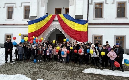 Hora Unirii și Istoria Prin Ochii Copiilor