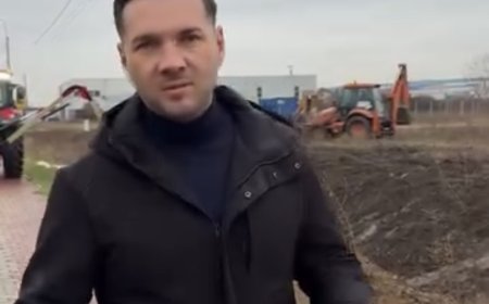 VIDEO |  A început decolmatarea șanțurilor pe traseul Remetea Mare – zona industrială
