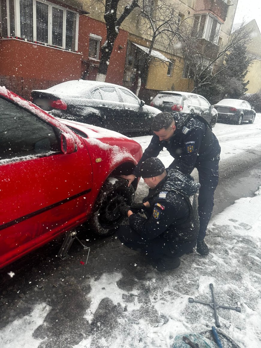 INDIFERENT DE VREME SAU DE SITUAȚIE, JANDARMII SUNT GATA SĂ INTERVINĂ