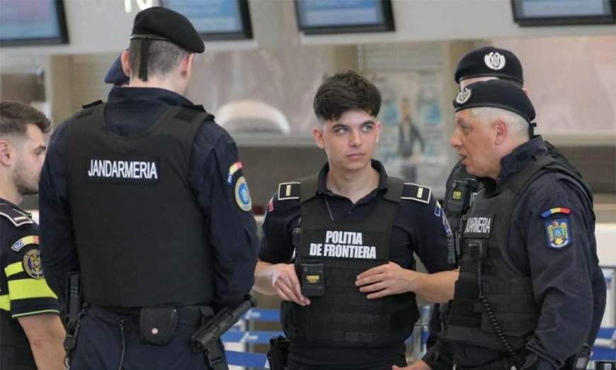Patru persoane cercetate pentru trafic de migranți