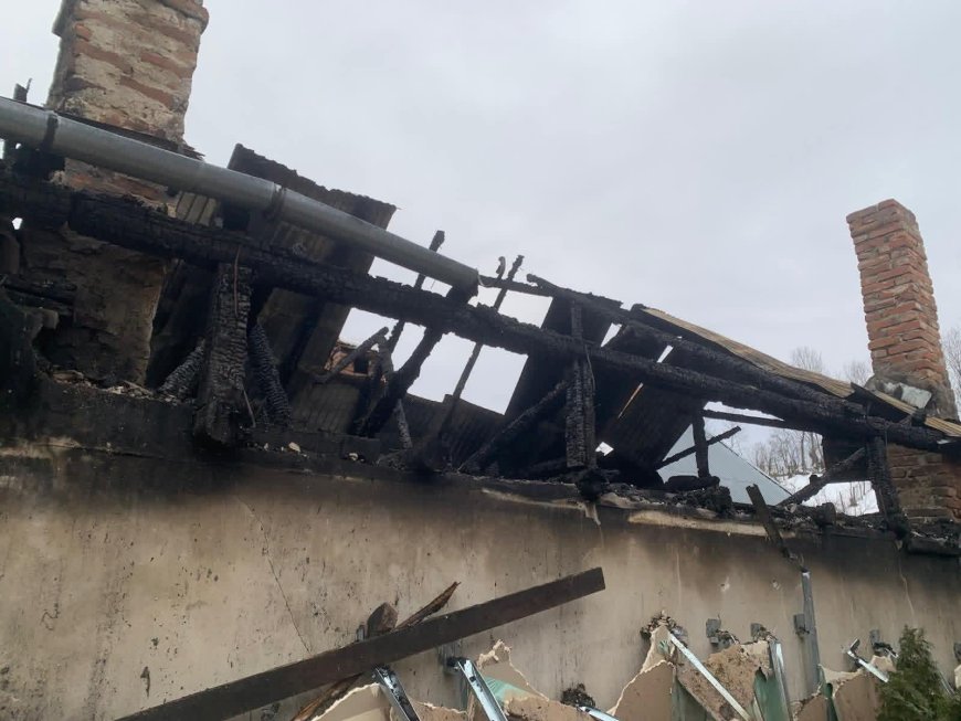 Incendiu la Eftimie Murgu: trei case afectate