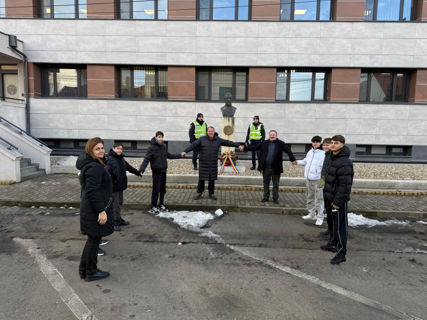 Mica Unire, comemorată de elevi la I.P.J. Arad