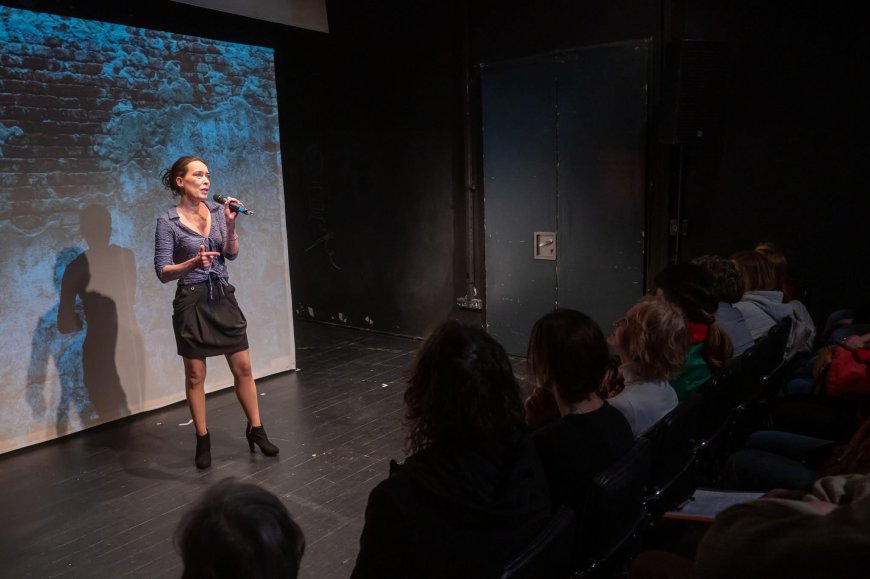 Premiera „Strada Fericirii 12A” la Teatrul Maghiar