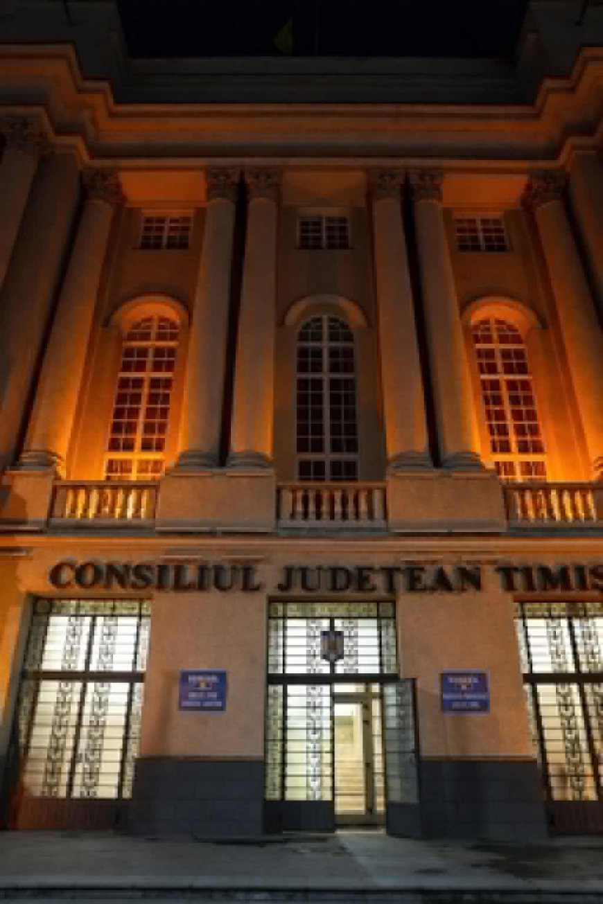 PALATUL ADMINISTRATIV DIN TIMIȘOARA, ILUMINAT ÎN PORTOCALIU DE ZIUA MONDIALĂ A LUPTEI ÎMPOTRIVA CANCERULUI