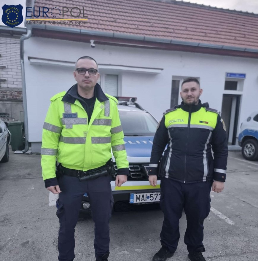 Polițiștii cărășeni au spus „NU” mitei în valută