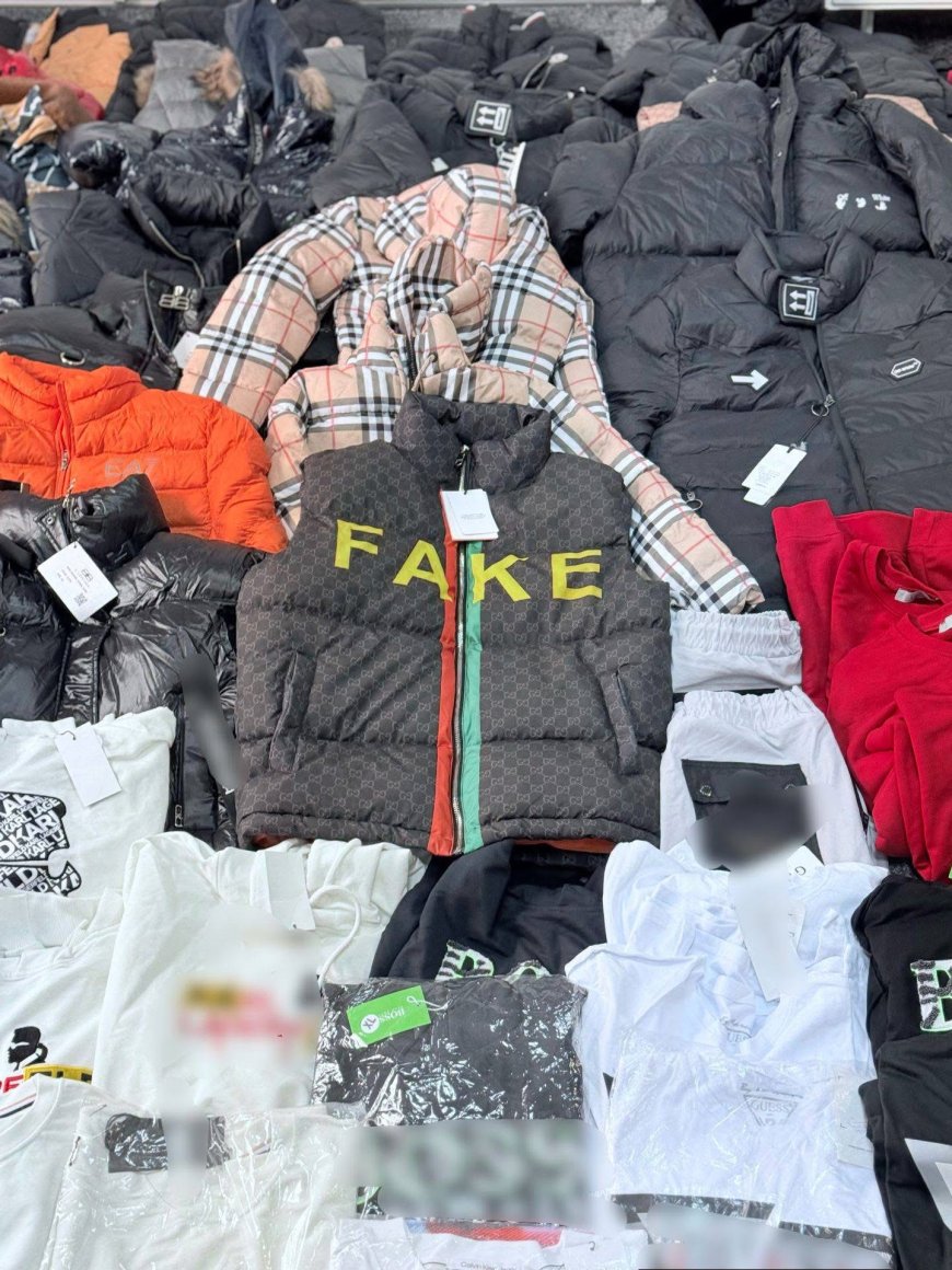 PRODUSE CONTRAFĂCUTE CONFISCATE DE JANDARMI