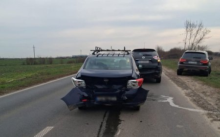 Accident cu trei mașini pe DN 6