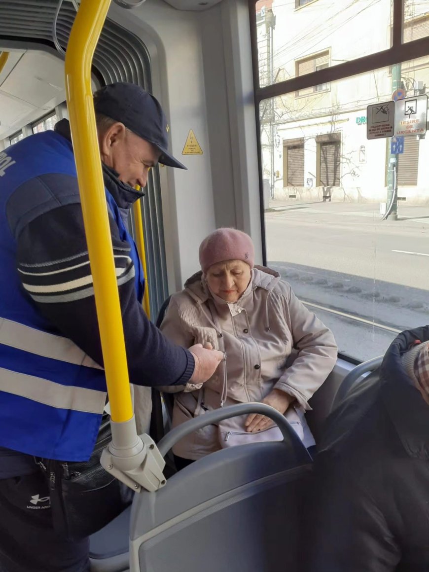 Zâmbete de 1 Martie în transportul public