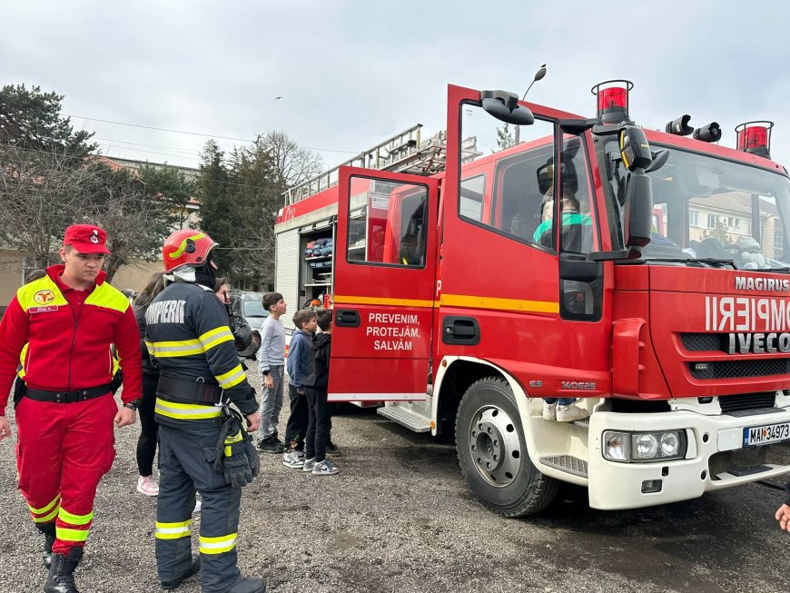 Continuă activitățile dedicate Săptămânii Protecției Civile