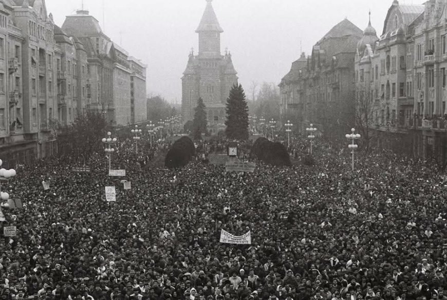 Proclamația de la Timișoara, citită acum 36 de ani în balconul Operei