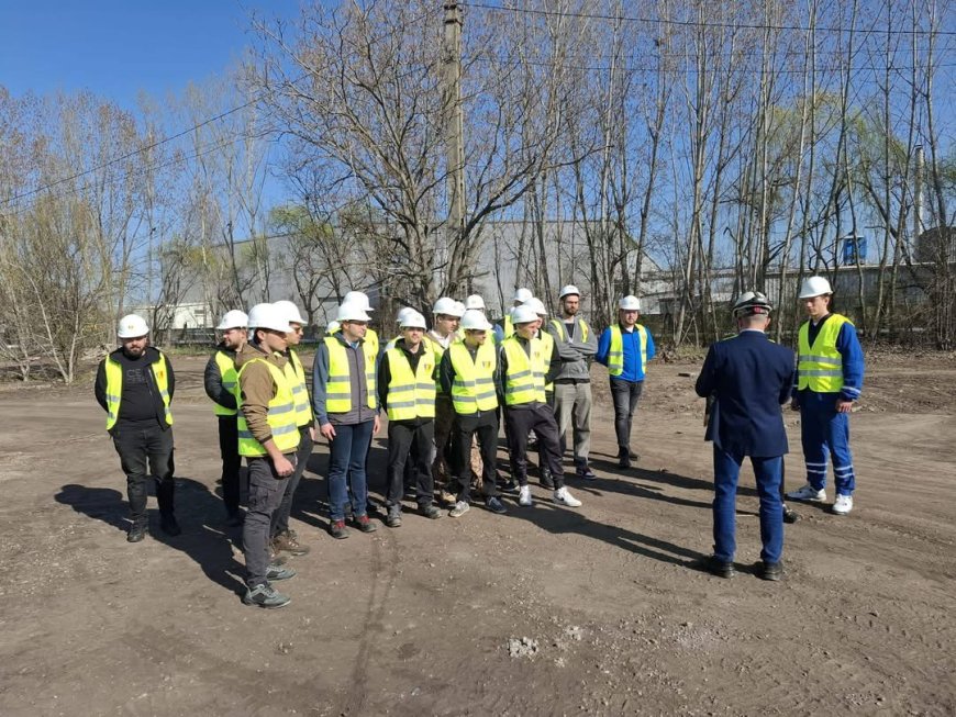Viitorii ingineri de la Universitatea Politehnica Timișoara descoperă cum funcționează Colterm, la CET Sud Timișoara