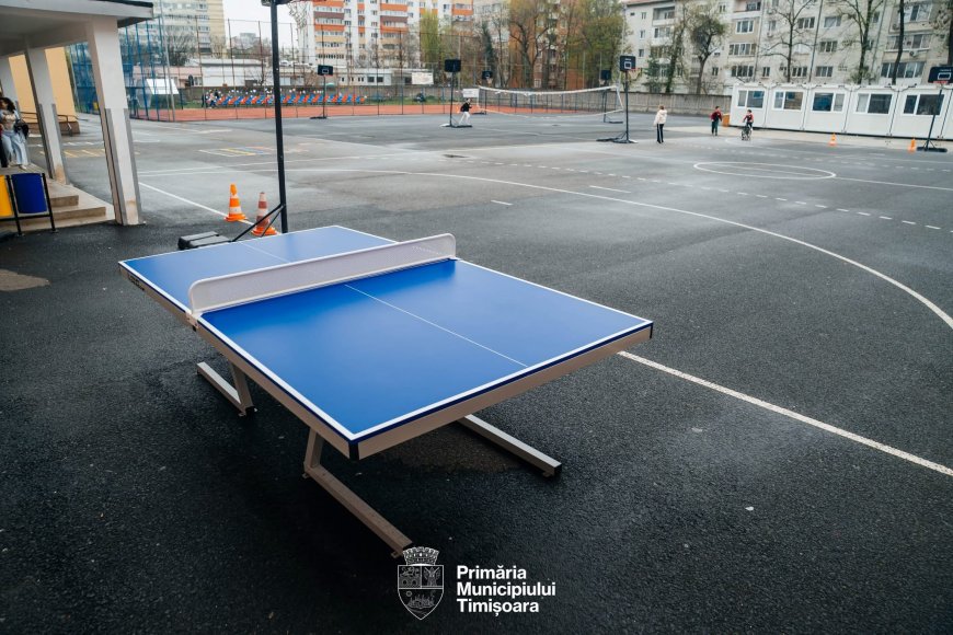 Ping-pong în pauze: 34 de mese noi în școlile și liceele din Timișoara