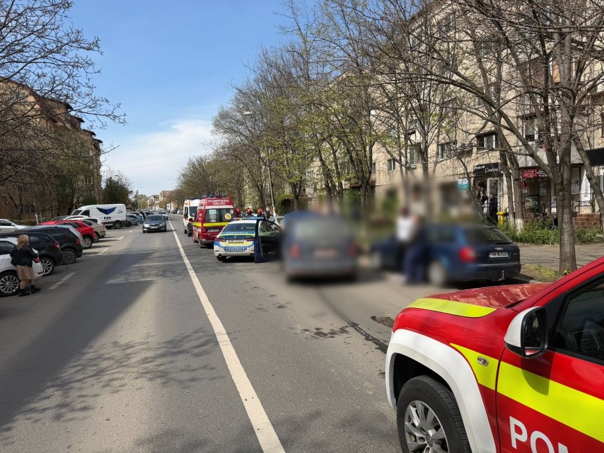 Carambol cu cinci victime, inclusiv patru copii,  pe strada Sfinții Apostoli Petru și Pavel