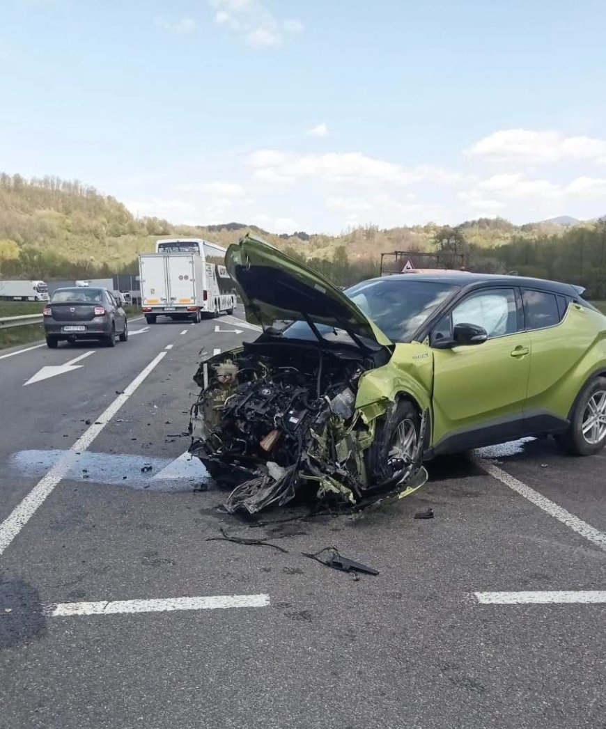 Trafic îngreunat pe DN6, în zona Teregova