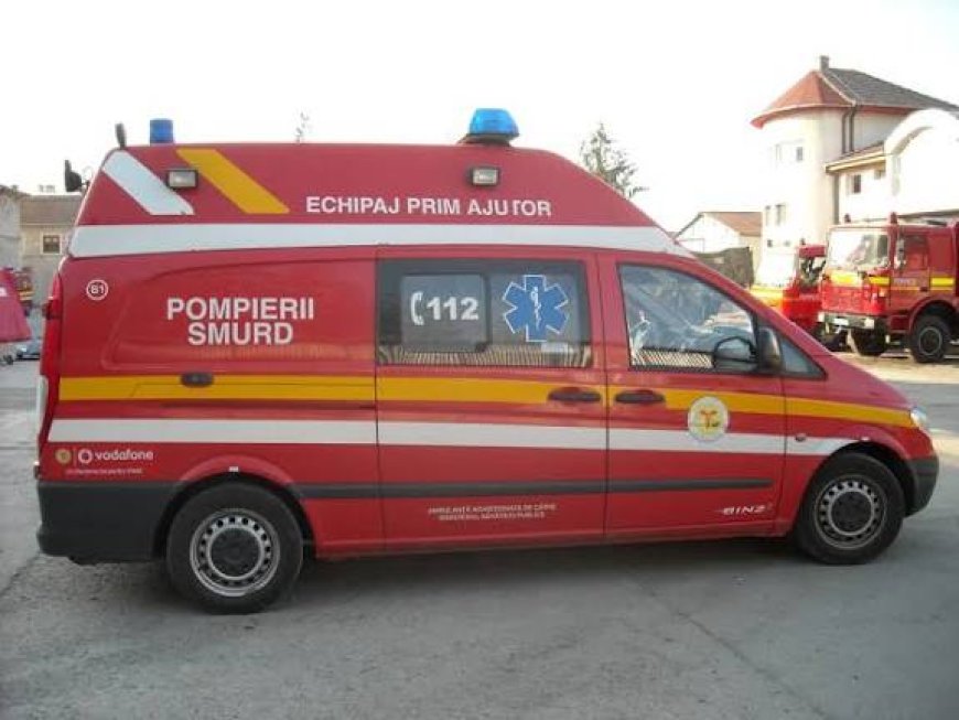 Accident între un autoturism și un tramvai în Timișoara. Două persoane au avut nevoie de îngrijiri medicale