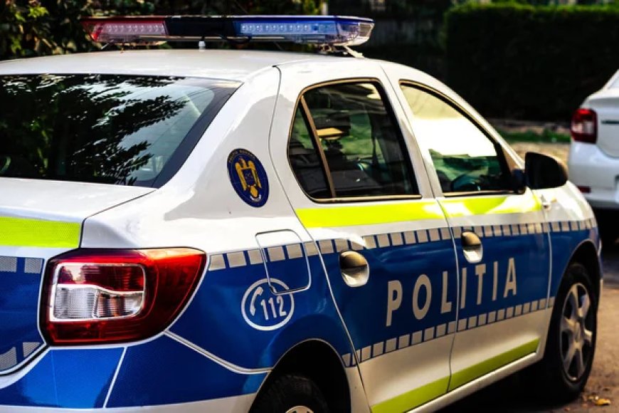 Un băiat de 15 ani, prins la volan