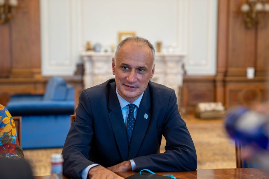 USR acuză PSD că a susținut, alături de AUR și SOS, abrogarea legislației antifasciste