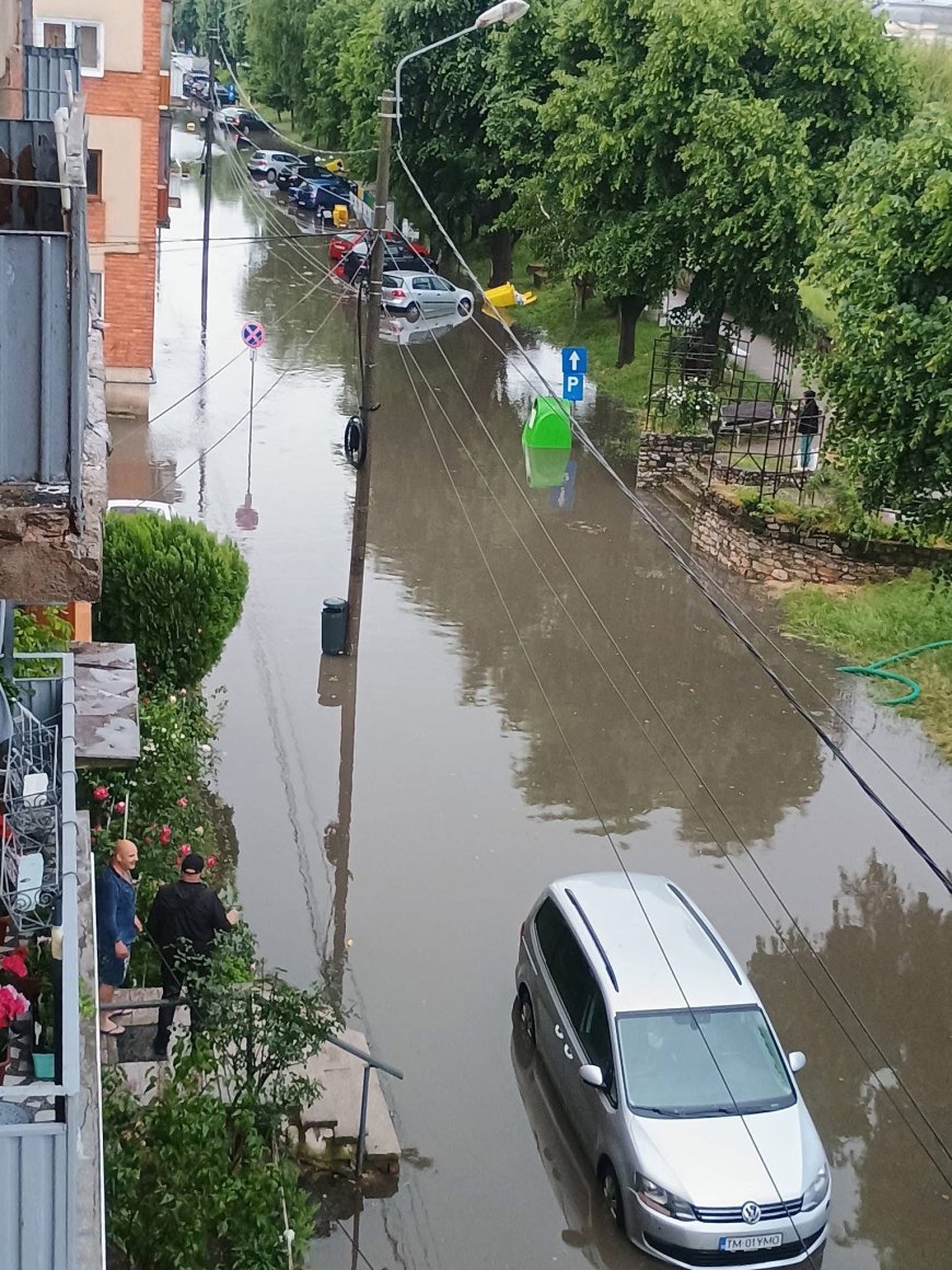 Până și ploaia a învis administrația Dobra! Zone din Lugoj, sub ape!