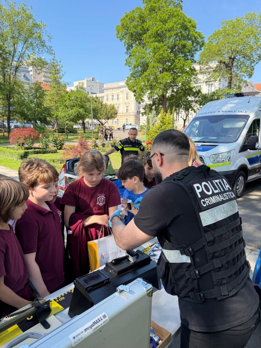 Zi de prevenție și voie bună în Parcul Eminescu, alături de polițiștii arădeni