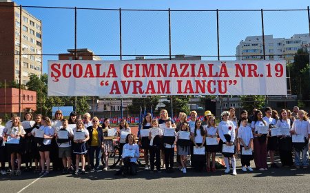 Elevii de la „Avram Iancu” premiați la concursul „Arta Reciclării”