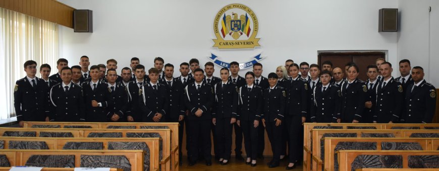 40 de noi polițiști și-au început activitatea la IPJ Caraș-Severin