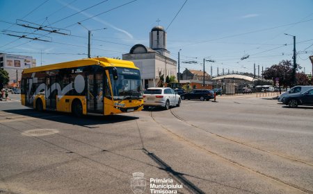 S-a încheiat asfaltarea intersecției de la Piața Badea Cârțan