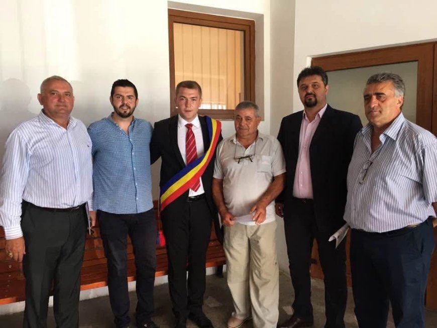 Ionuț Stănușoiu, primarul Ghirodei de 10 ani