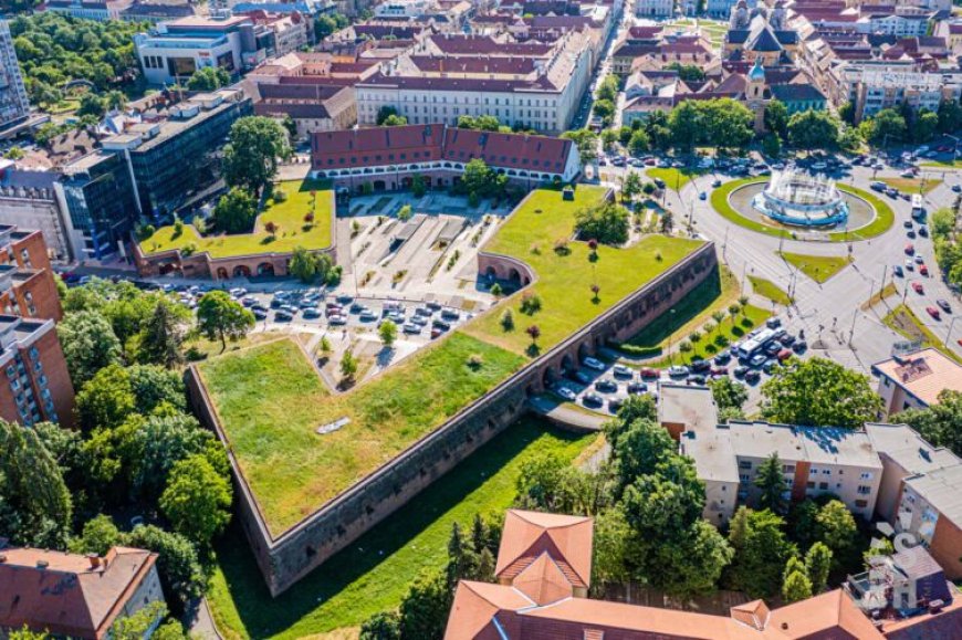 PUZ-ul parcării din Cetate nu necesită aviz de mediu