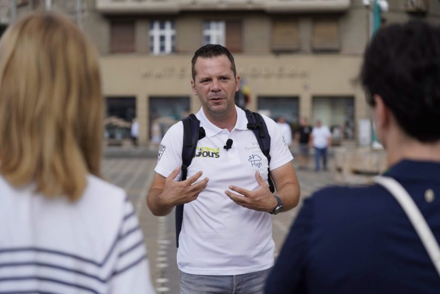 Pe biciclete, prin locurile în care a început fotbalul la Timișoara