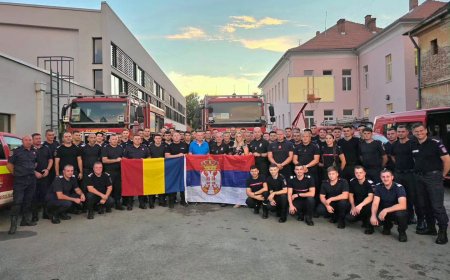 Pompierii români se întorc acasă