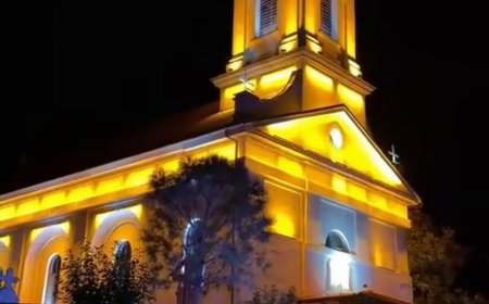 VIDEO! Biserica din Ianova, pusă în valoare prin iluminatul arhitectural. Cosmin Chira: Lucrarea a fost finalizată