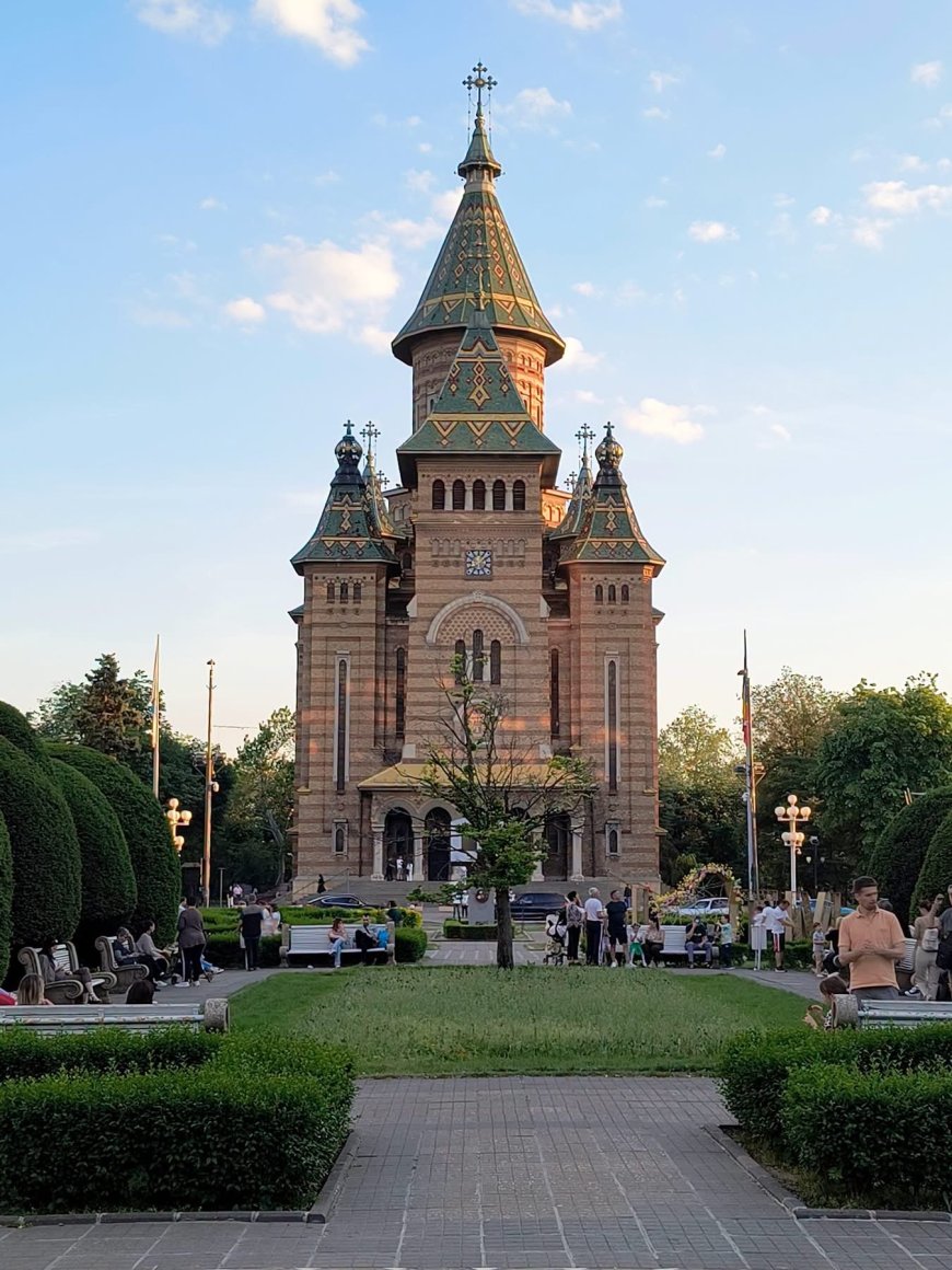 6 octombrie 1946, ziua inaugurării Catedralei Mitropolitane din Timișoara
